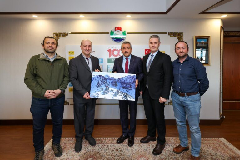 Rize Valimiz Sayın İhsan Selim Baydaş'ı Ziyaret Ettik valilik 4