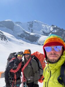 🏔️ tetnuldİ zİrvesİ 4.858 mcamadan dağcılık ve kış sporları İhtisas spor kulübü sporcularımız(10)