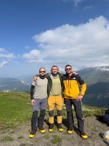 🏔️ tetnuldİ zİrvesİ 4.858 mcamadan dağcılık ve kış sporları İhtisas spor kulübü sporcularımız(12)